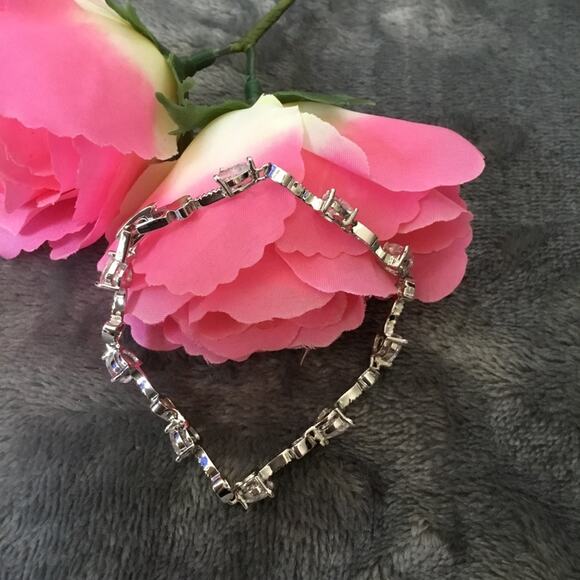 Silver Multi-Star and Heart Bracelet - Picture 4 of 7